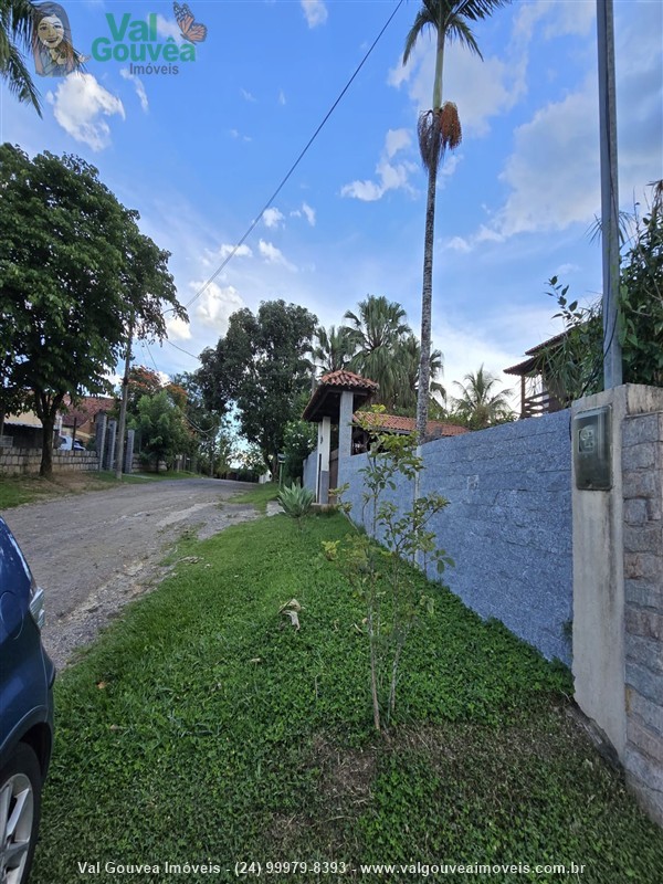 Casa a Venda no Martinelli em Penedo (Itatiaia)