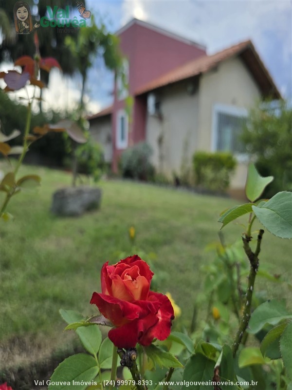 Casa a Venda no Martinelli em Penedo (Itatiaia)