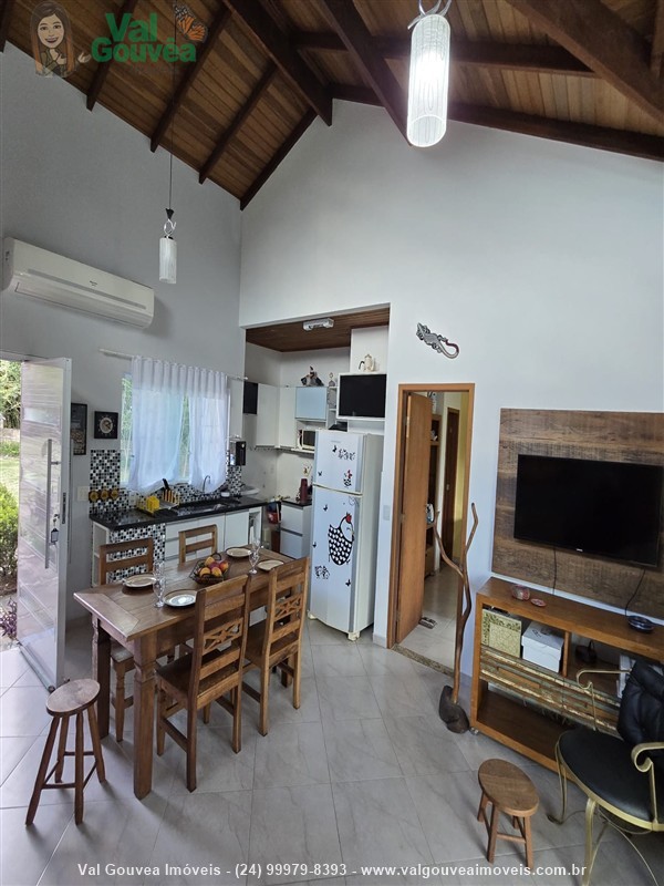 Casa a Venda no Martinelli em Penedo (Itatiaia)