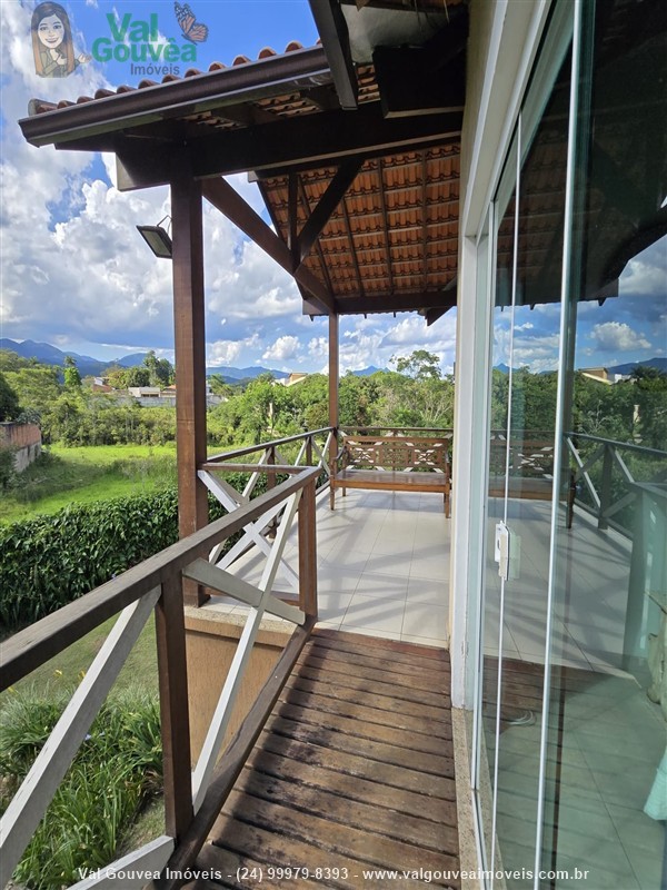 Casa a Venda no Martinelli em Penedo (Itatiaia)