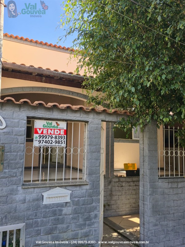 Casa a Venda no Jardim Ponte Alta em Volta Redonda