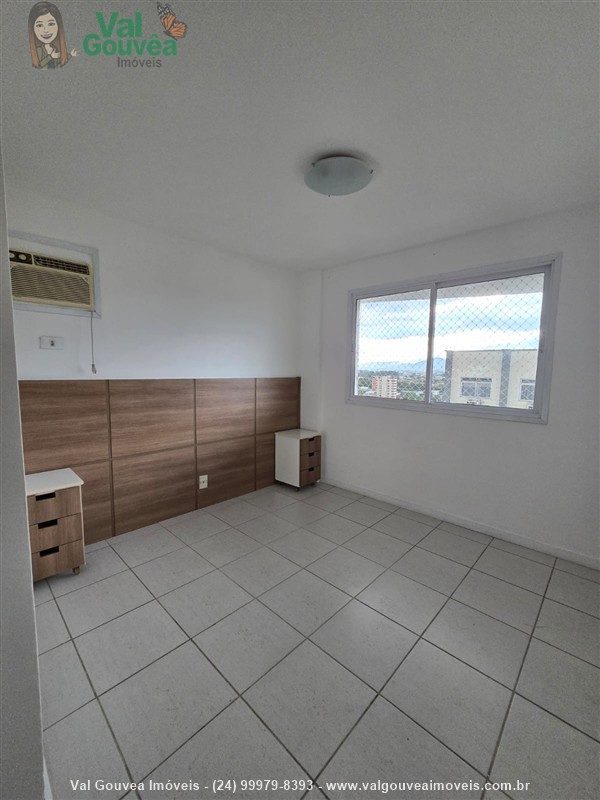 Apartamento a Venda no Comercial em Resende