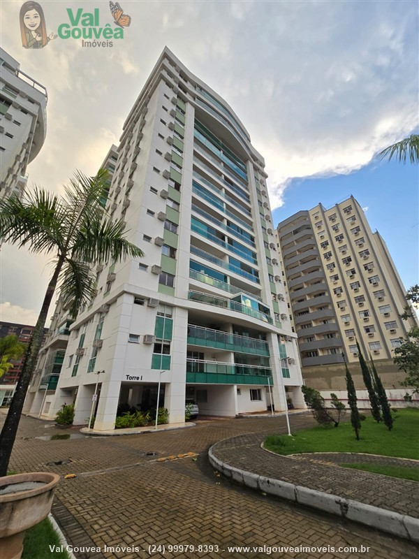 Apartamento a Venda no Comercial em Resende