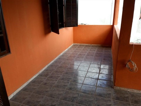 Casa à Venda