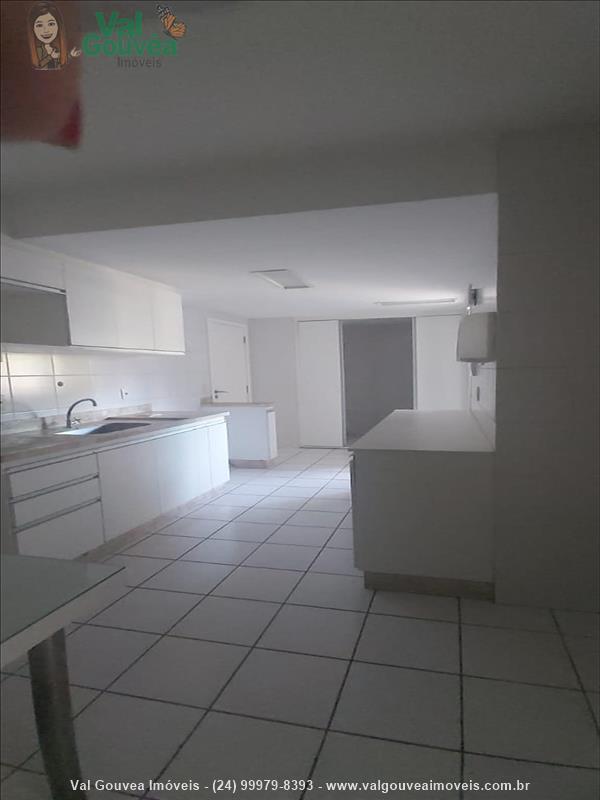Apartamento para Venda ou Alugar no Jardim Jalisco em Resende
