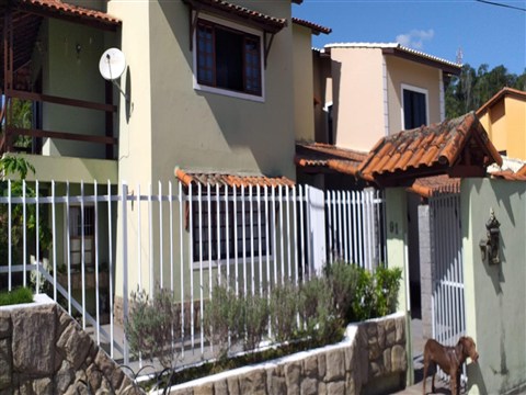Casa à Venda