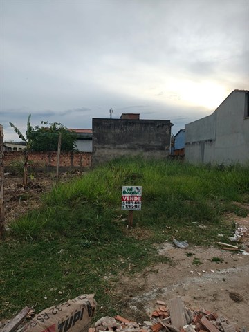 Terreno à Venda