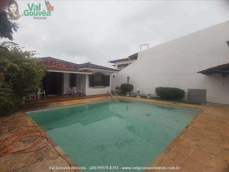 Casa a Venda no Jardim Brasília 2 em Resende