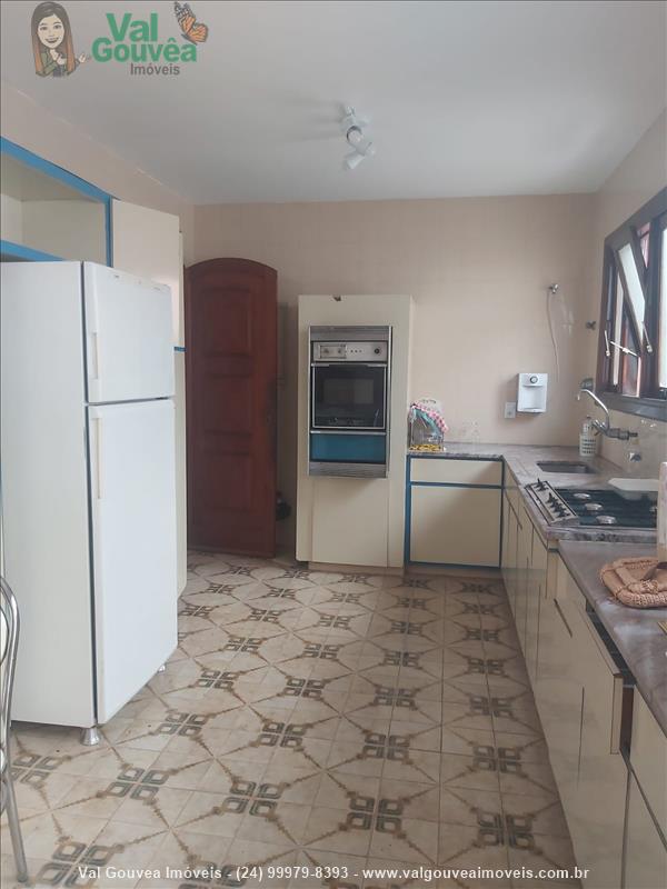 Casa a Venda no Jardim Brasília 2 em Resende
