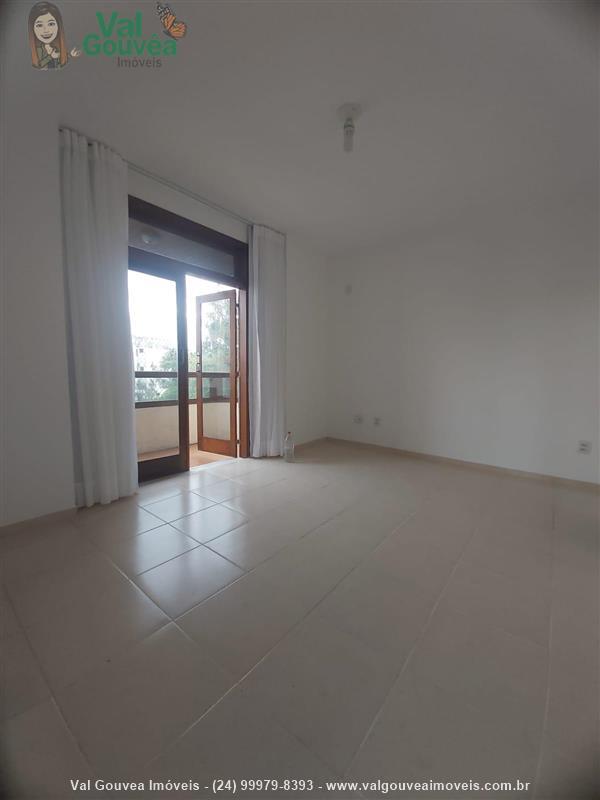 Apartamento a Venda no Centro em Resende