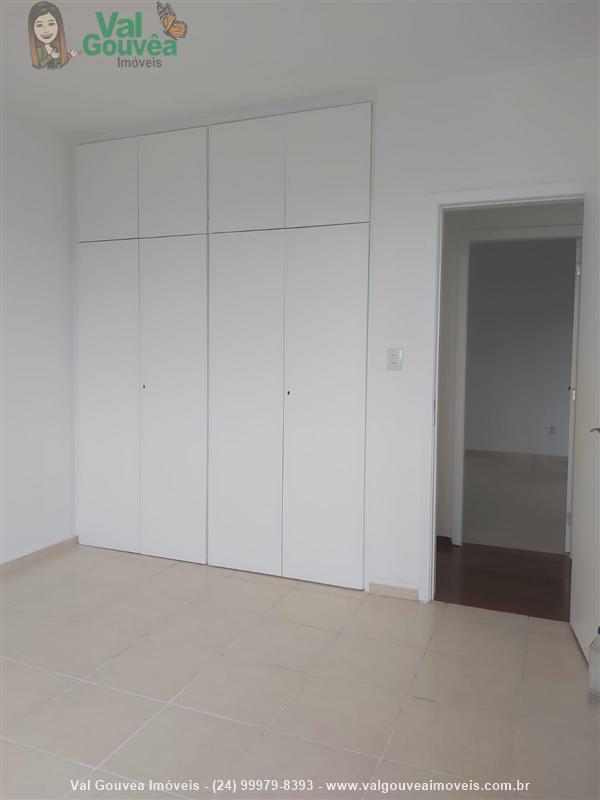 Apartamento a Venda no Centro em Resende