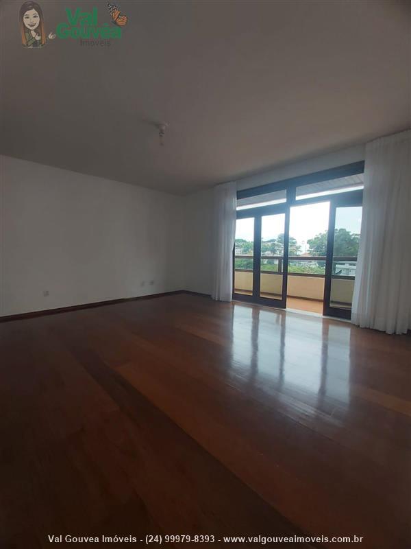 Apartamento a Venda no Centro em Resende