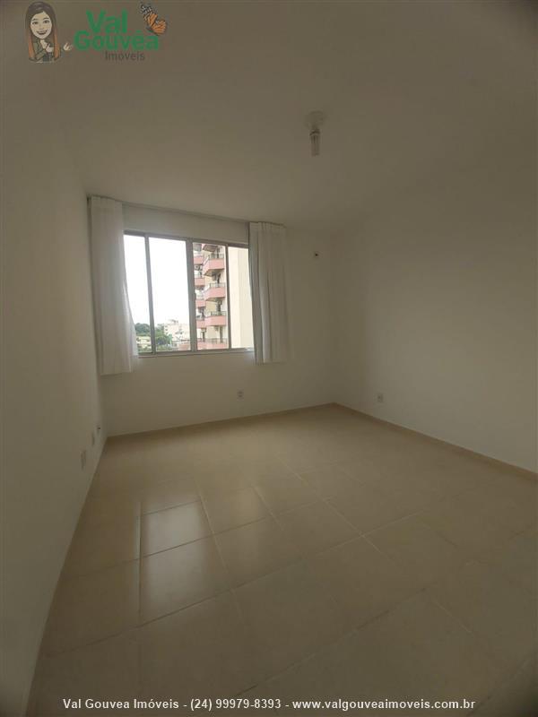 Apartamento a Venda no Centro em Resende