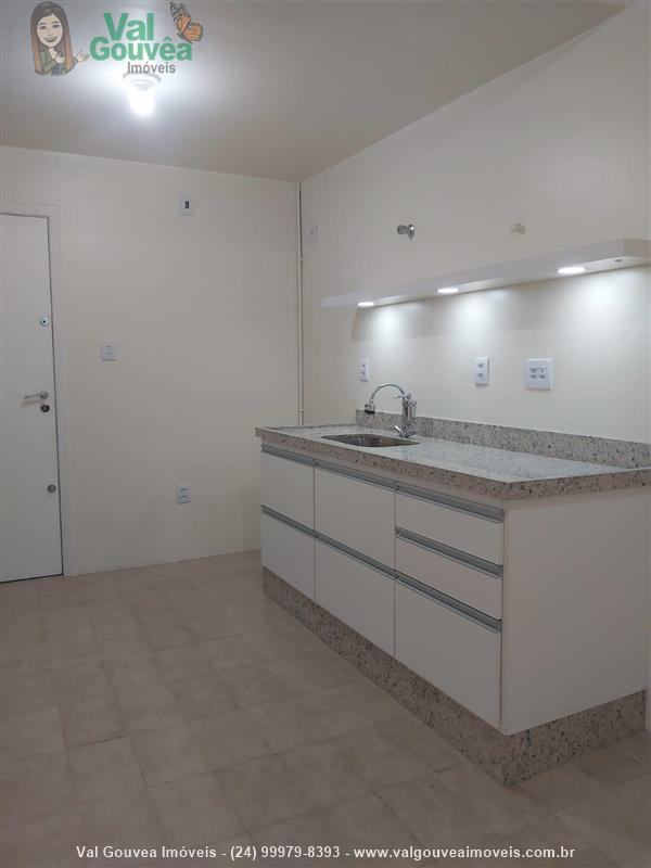 Apartamento a Venda no Centro em Resende
