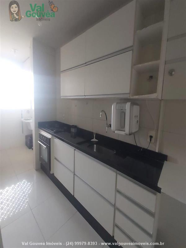 Apartamento a Venda no Comercial em Resende