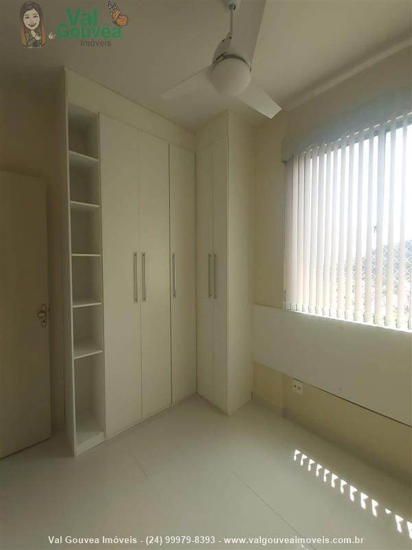 Apartamento a Venda no Comercial em Resende
