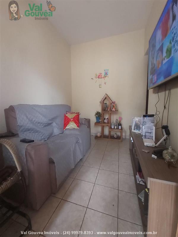 Casa a Venda no Morada da Montanha em Resende