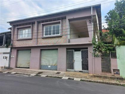 Casa à Venda