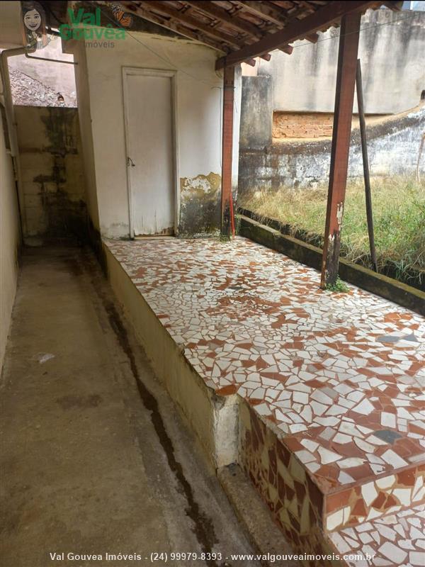 Casa a Venda no Vila Moderna em Resende