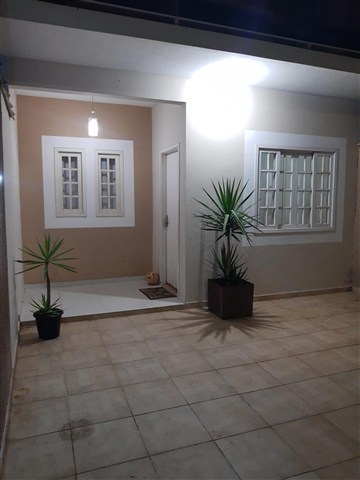 Casa à Venda
