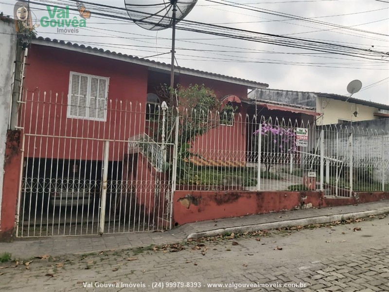 Casa a Venda no Vila Central em Resende