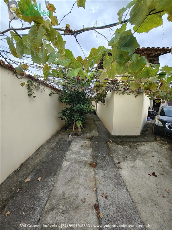 Casa a Venda no Itapuca em Resende