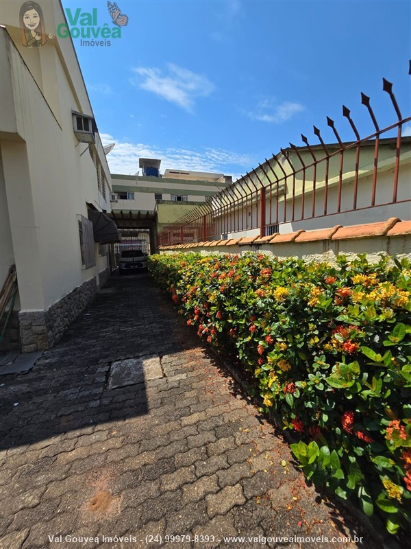 Casa a Venda no Centro em Resende