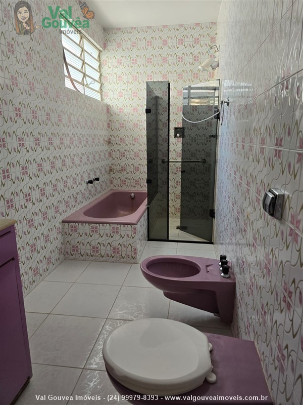 Casa a Venda no Centro em Resende