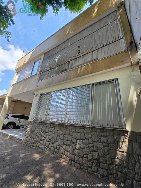 Casa a Venda no Centro em Resende