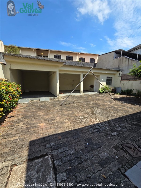 Casa a Venda no Centro em Resende