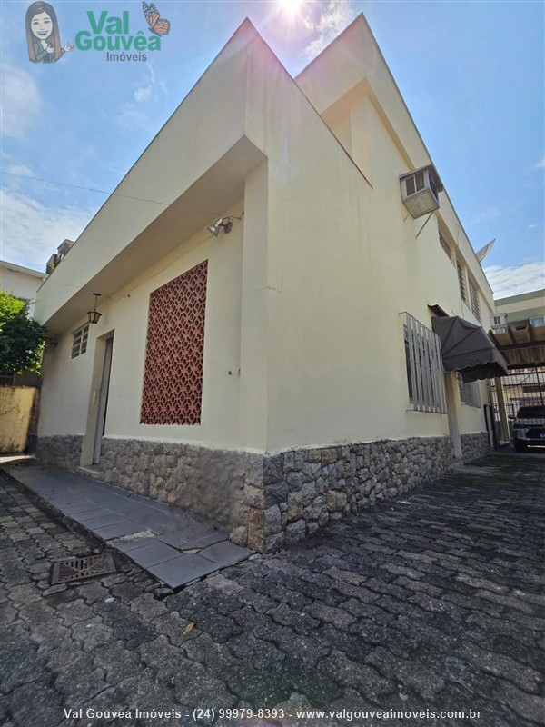 Casa a Venda no Centro em Resende