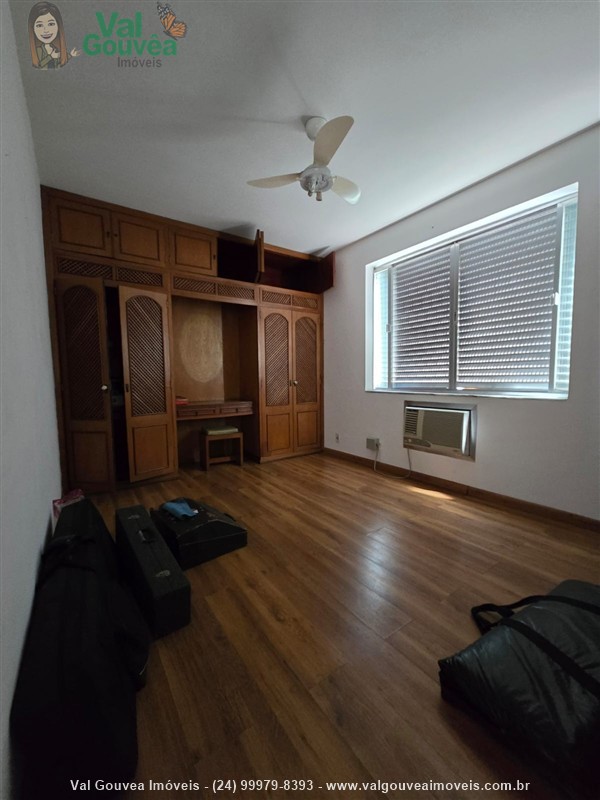 Casa a Venda no Centro em Resende