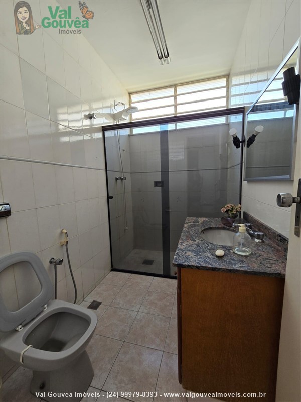 Casa a Venda no Centro em Resende