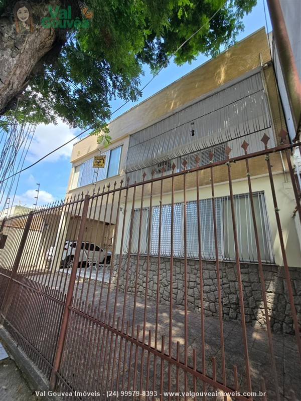 Casa a Venda no Centro em Resende