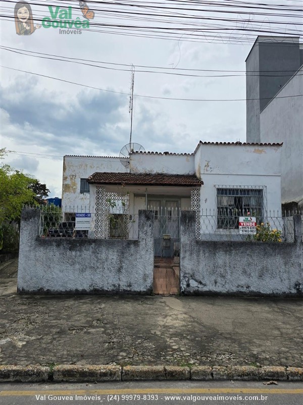Casa a Venda no Paraíso em Resende