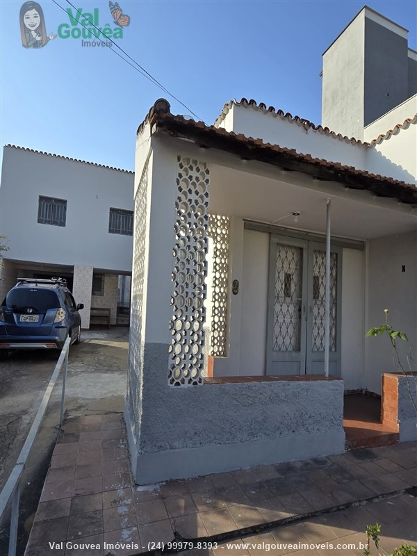 Casa a Venda no Paraíso em Resende