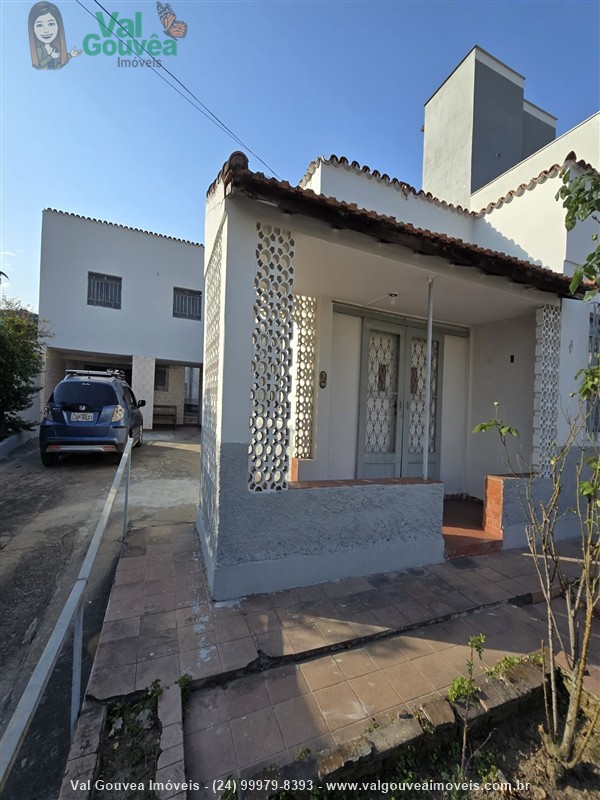 Casa a Venda no Paraíso em Resende