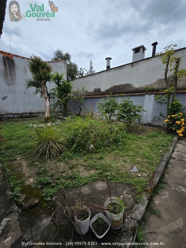 Casa a Venda no Paraíso em Resende