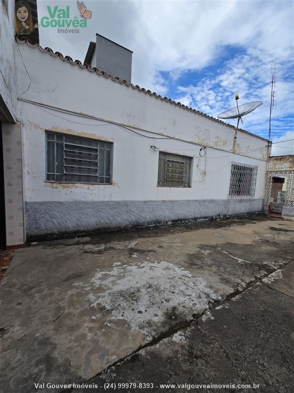 Casa a Venda no Paraíso em Resende