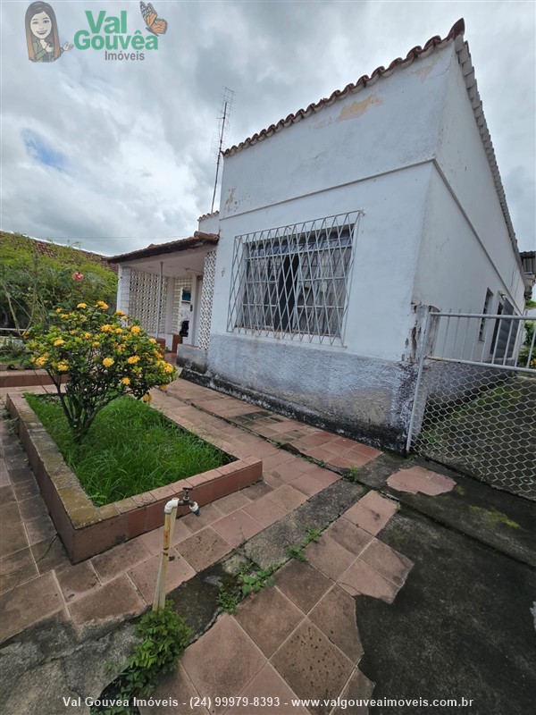 Casa a Venda no Paraíso em Resende
