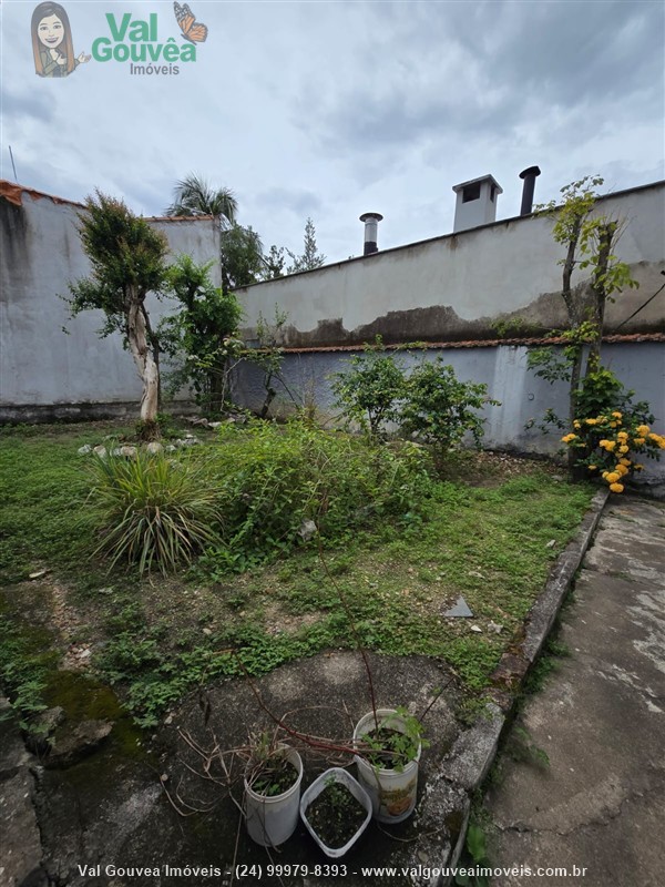 Casa a Venda no Paraíso em Resende