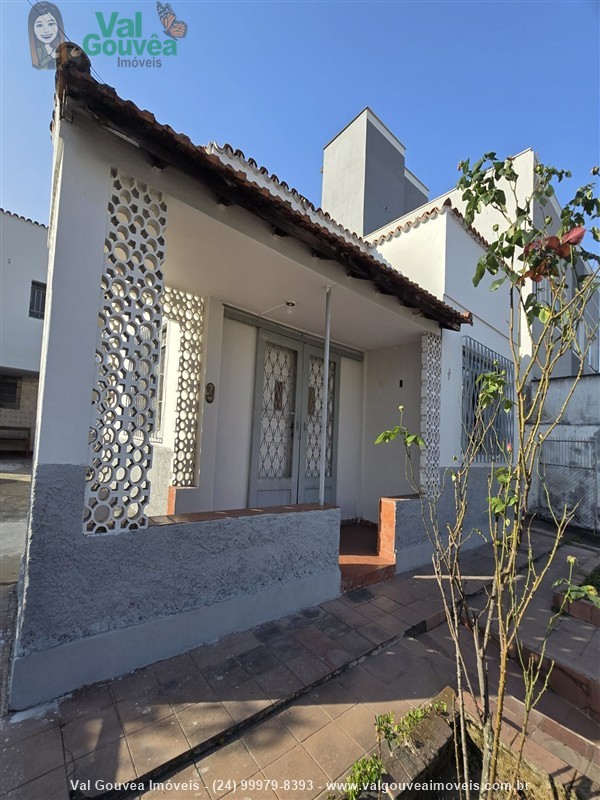 Casa a Venda no Paraíso em Resende