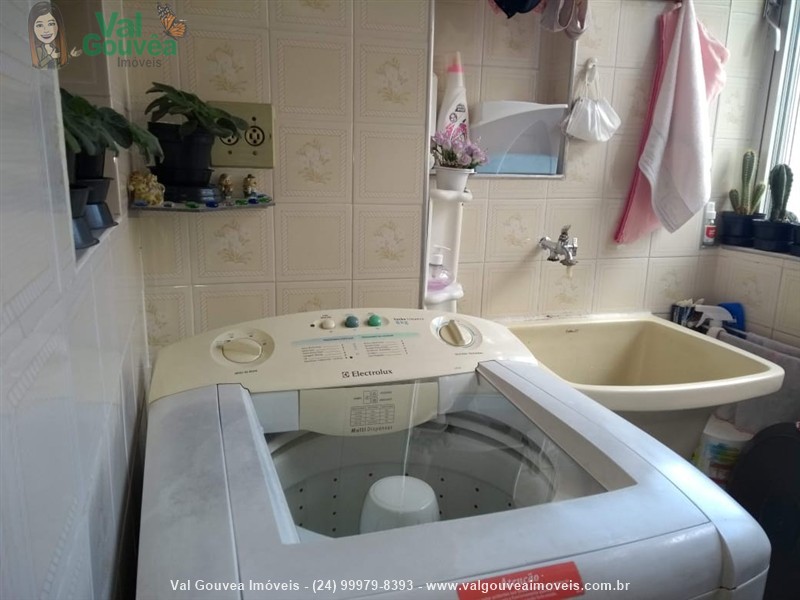 Apartamento a Venda no Jardim Jalisco em Resende