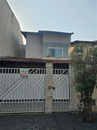 Casa à Venda