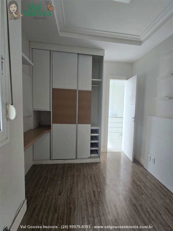 Casa em condomínio para Venda ou Alugar no Morada da Colina I II III em Resende