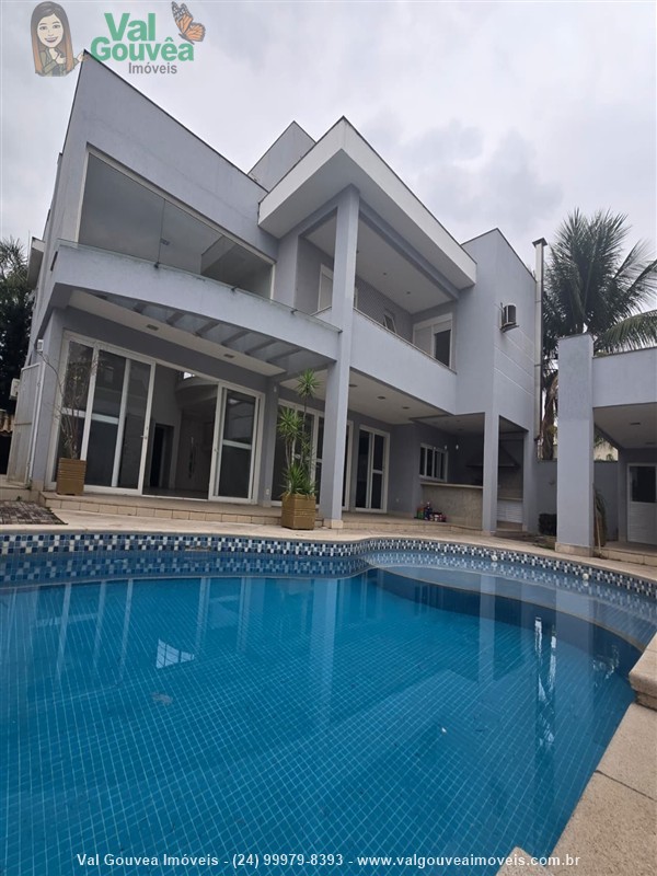 Casa em condomínio para Venda ou Alugar no Morada da Colina I II III em Resende