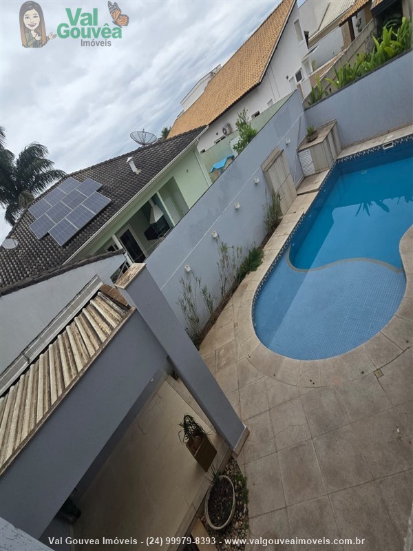 Casa em condomínio para Venda ou Alugar no Morada da Colina I II III em Resende