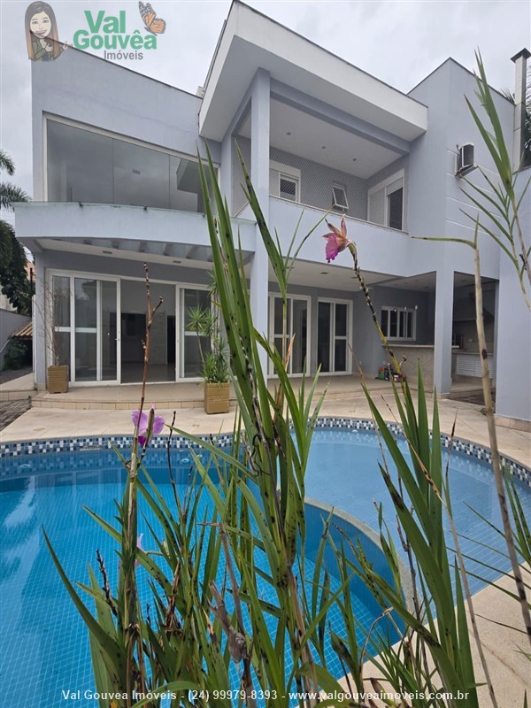 Casa em condomínio para Venda ou Alugar no Morada da Colina I II III em Resende