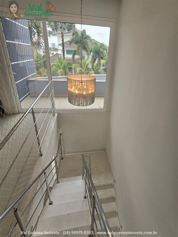 Casa em condomínio para Venda ou Alugar no Morada da Colina I II III em Resende