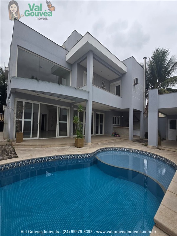 Casa em condomínio para Venda ou Alugar no Morada da Colina I II III em Resende